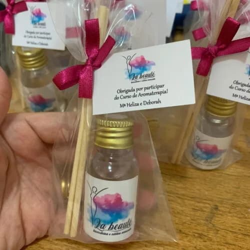 Brinde Corporativo Mini Aromatizador com Logo Aromaterapia