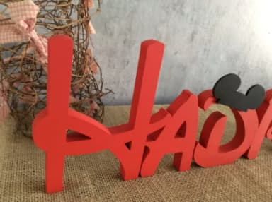 Nomes de MDF- Letra Disney - Mesa