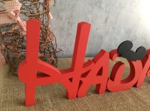 Nomes de MDF- Letra Disney - Mesa