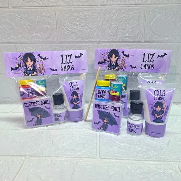 Kit Slime na Lapela Personalizado - Wandinha