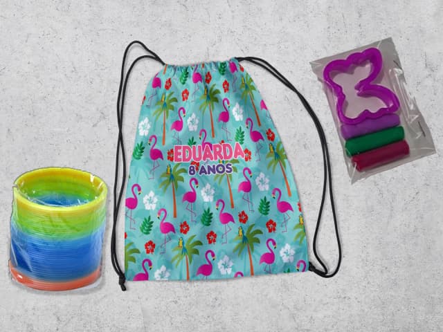 Kit Mochilinha + Mini Massinha de modelar e mola Maluca Flamingos