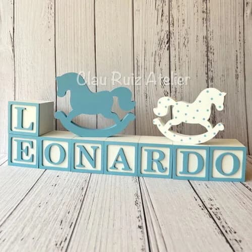 Decoração Bebê - Cubos 6x6cm + Cavalinho de Balaço