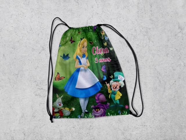 Mochilinha Personalizada da Alice no Pais das Maravilhas