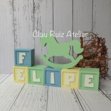 Decoração Bebê - Cubos 6x6cm + Cavalinho de Balaço