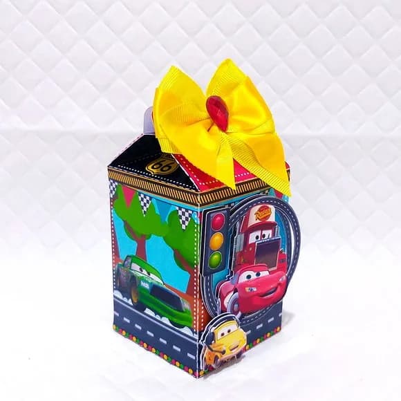 Kit 60 Lembrancinhas Carros