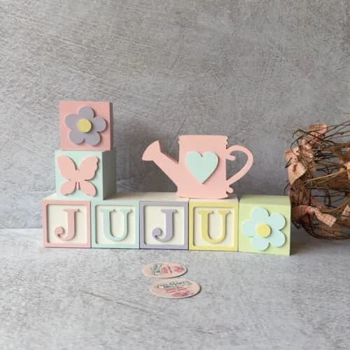 Tons Pastel Cubos 6x6cm Ts + Regador - Decoração Bebê