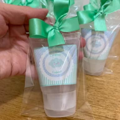 Álcool gel 70% Lembrancinha Maternidade Nuvem