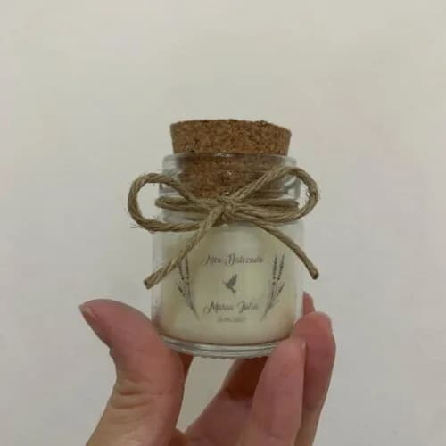 Lembrança Batizado Vela Aromática Vidro c/ Rolha e Sisal