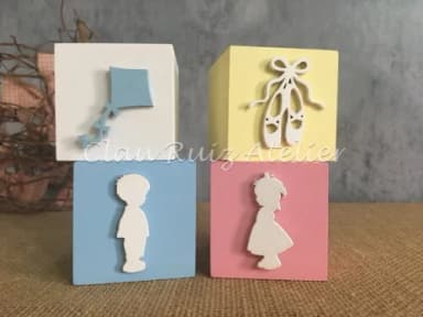 Chá de Revelação cubos 6x6cm Menino e Menina