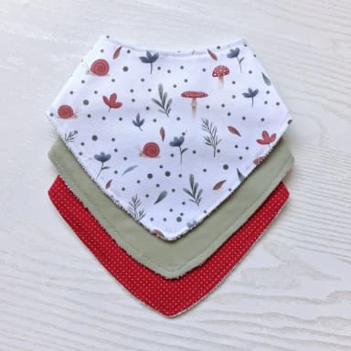 Kit 3 Babadores Bandana Premium para bebê - Cogumelos e Caracóis