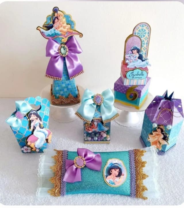 Kit Festa Jasmini com 24 caixas