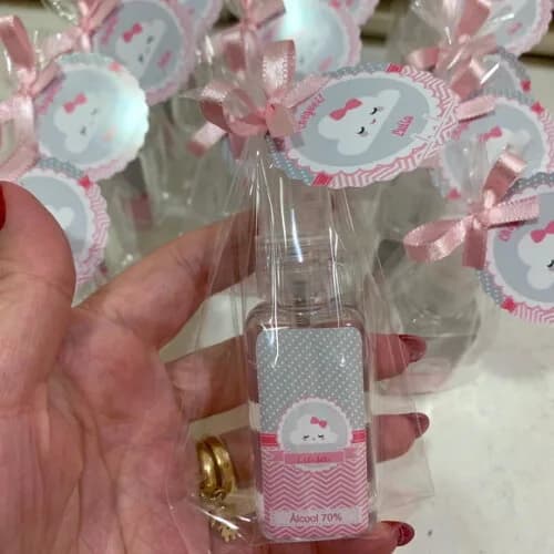 Álcool 70% Spray Lembrancinha maternidade Nuvem Feliz Rosa