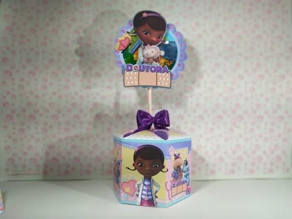 Kit 30 Lembrancinhas Doutora Brinquedos