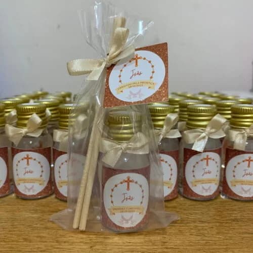 Lembrancinha p/ 1 Comunhão Aromatizador Dourado