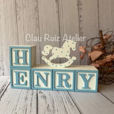 Decoração Bebê - Cubos 6x6cm + Cavalinho de Balaço