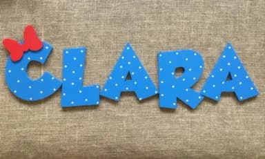 Letras de MDF - GALINHA PINTADINHA