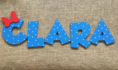 Letras de MDF - GALINHA PINTADINHA