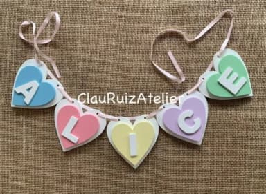 Porta Maternidade Varal de Coração Candy Colors - Decoração Para Bebês