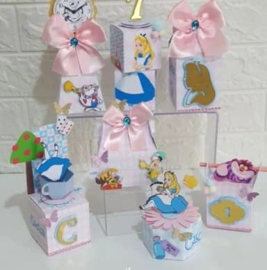 Kit 60 Lembrancinhas - Alice