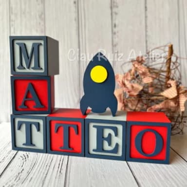 Astronauta Decoração Bebê- Cubos 6x6cm Ts + Foguete