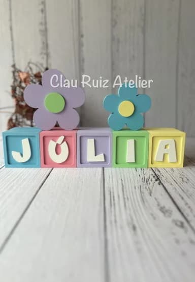 Decoração Bebê - Cubos 6x6cm Candy Ts + Dupla de Flor
