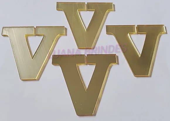 Aplique da Letra V em Acrílico Espelhado Dourado - 5cm