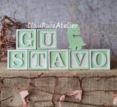 Cubos 6x6cm + Dinossauro