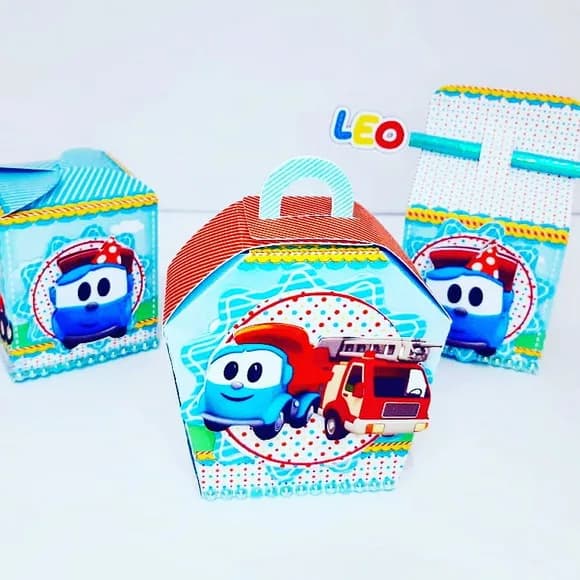 Kit 30 Lembrancinhas Léo e Caminhão