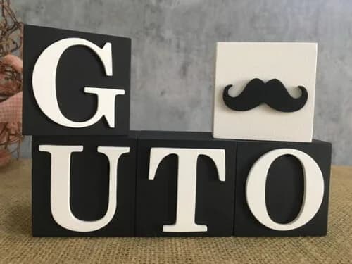 Cubos Decorativos Personalizados com Nome do Bebê em MDF - Tema Mustache