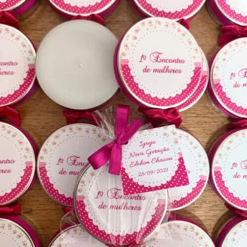 Lembrancinha Religiosa vela aromática Floral pink