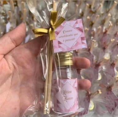 Lembrancinha Aniversário Aromatizador Rosê e Dourado
