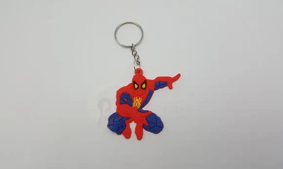 Chaveiro do Herói Aranha Emborrachado de 6,1cm