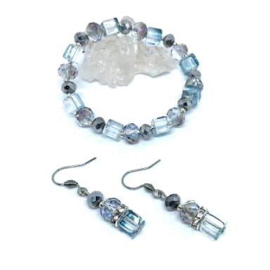 Conjunto Luxo Brinco e Pulseira Cristal Boreal (Cinza Azulado)