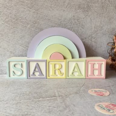 Tons Pastel Cubos 6x6cm Ts + Arco Íris. Decoração Bebê