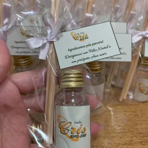 Brinde corporativo mini aromatizador com logo