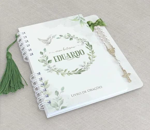 Livrinho de Orações Capa Dura com Mini Terço para Lembrança