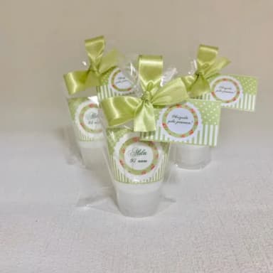 Lembrancinha Hidratante 80 Anos Floral Verde e Rosa