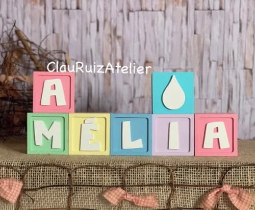 Cubos Decorativos Personalizados MDF Quarto de Bebê Tema Chuva de Amor Gotinha