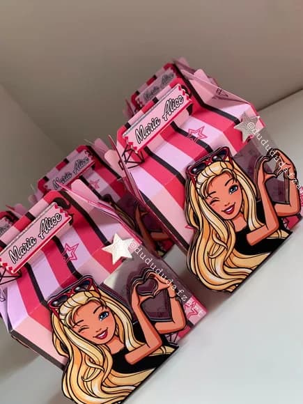 Kit 60 Lembrancinhas Barbie