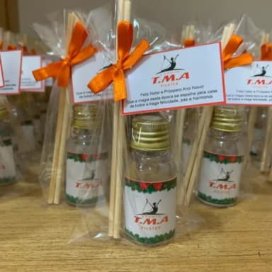 Brinde Corporativo Aromatizador com Logo Studio Pilates