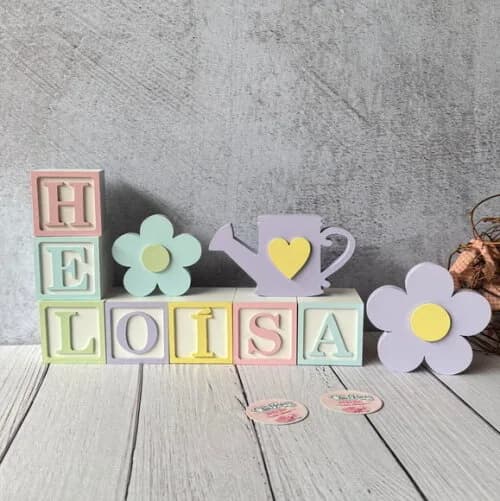 Jardim- Cubo 6x6cm Pastel- Regador- Flores Decoração Bebê