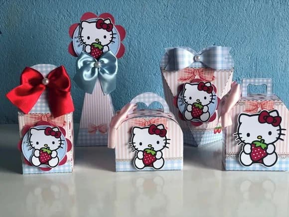 Kit 30 Lembrancinhas Hello Kitty