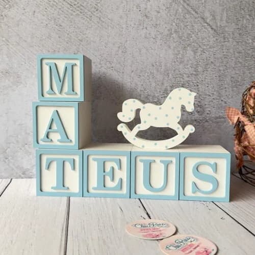 Cavalinho de Balanço + Cubos 6x6cm Ts Decoração Bebê