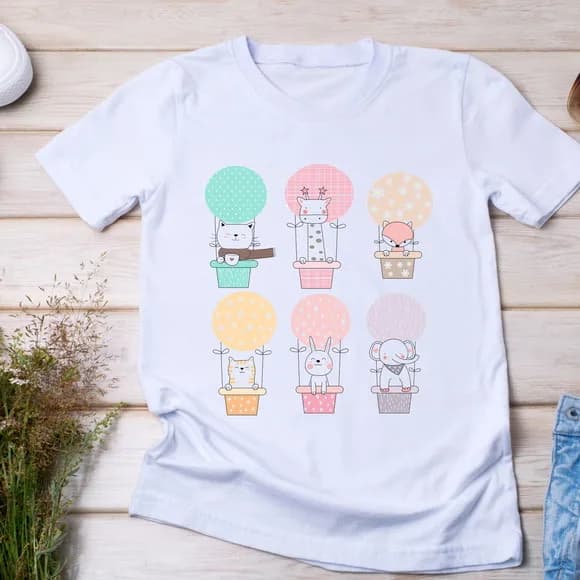 Camiseta Infantil Bichinhos Fofos em Balões