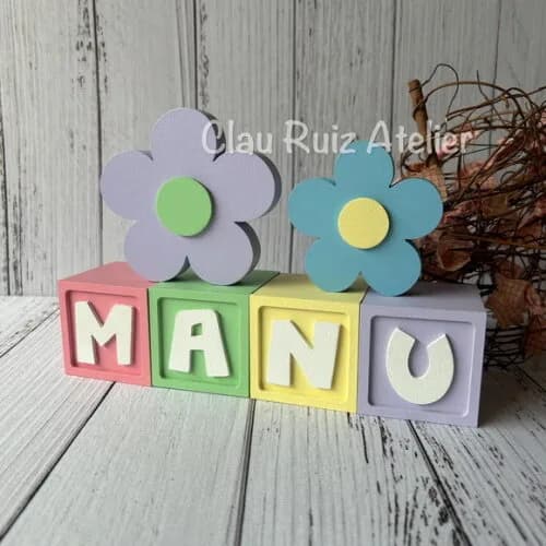 Decoração Bebê - Cubos 6x6cm Candy Ts + Dupla de Flor