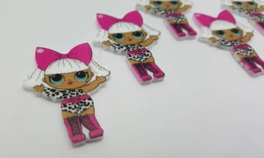 Pingente LOL Diva em Acrílico UV de 4cm