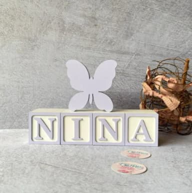 Borboletinha + Cubos 6x6cm Decoração Bebê