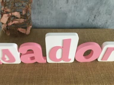 Letras de mdf em Bloco com Borboleta