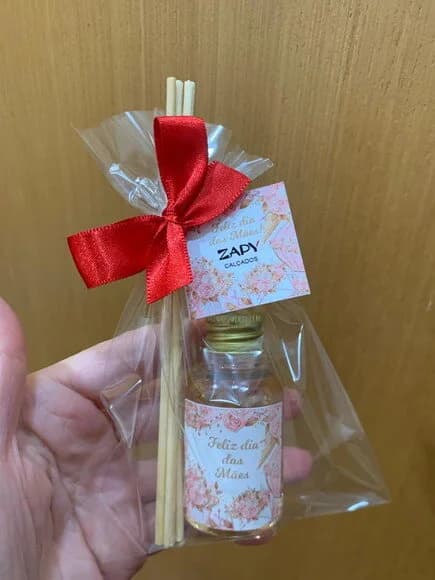 Brinde Dia das Mães Mini Aromatizador com Logo