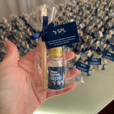 Brinde Corporativo Mini Aromatizador com Logo